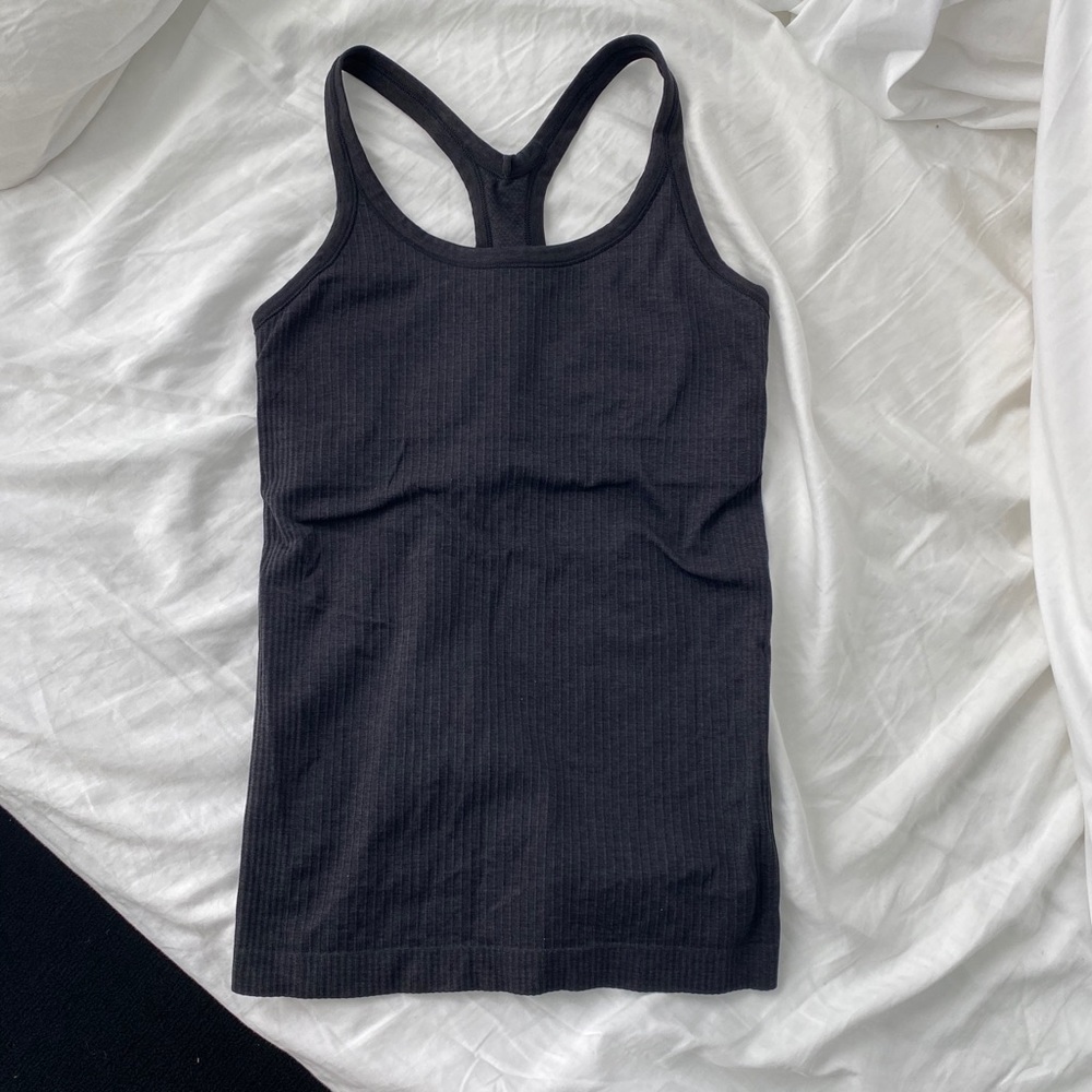 Lululemon ebb to street tank